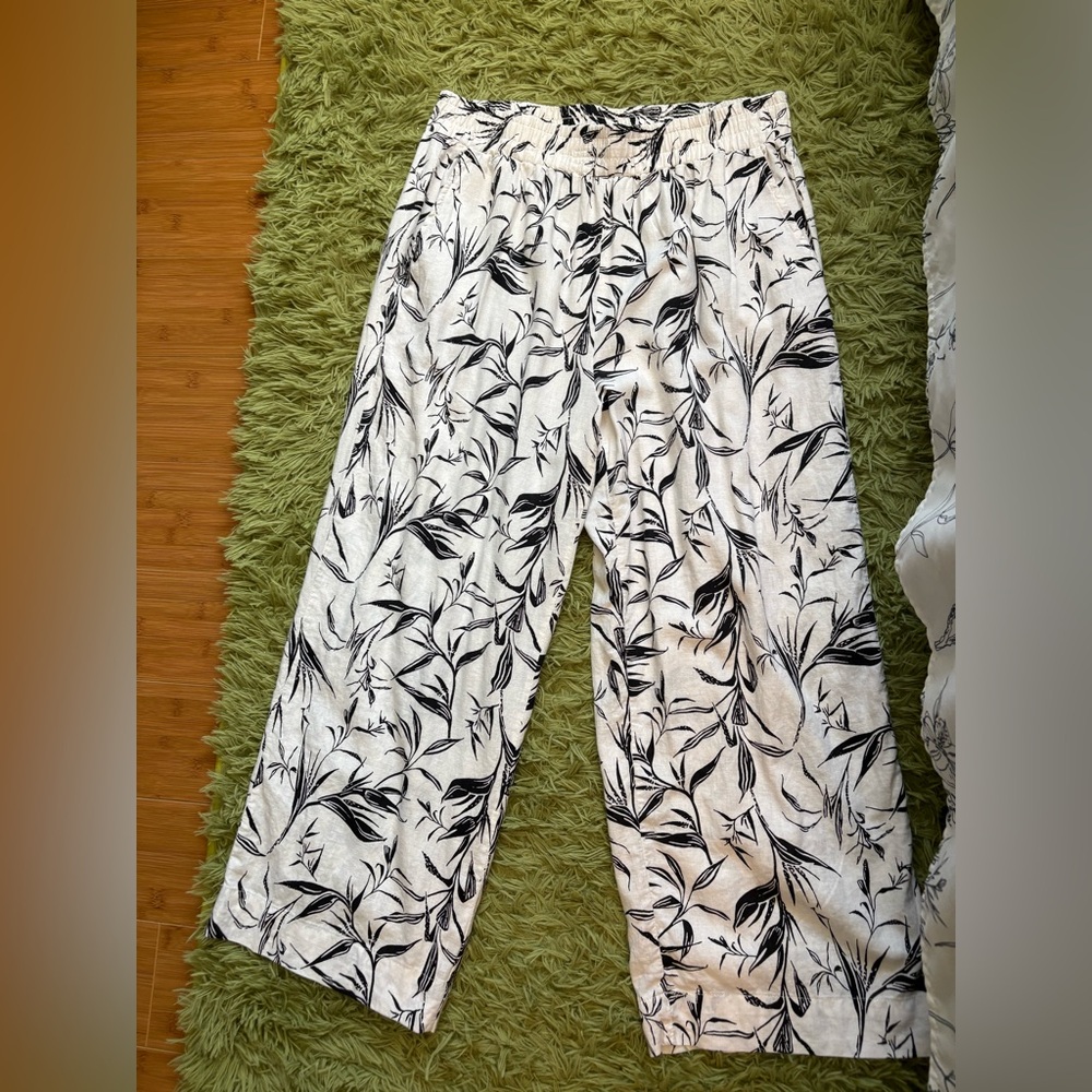 Rachel Zoe Black and White Floral Wide Leg Pants